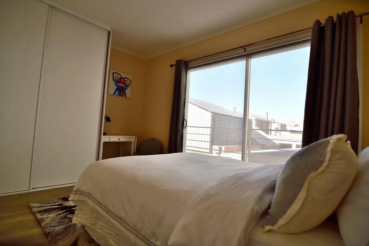 Holiday home 3-Bedroom Townhouse In Heart Of Adelaide With Parking