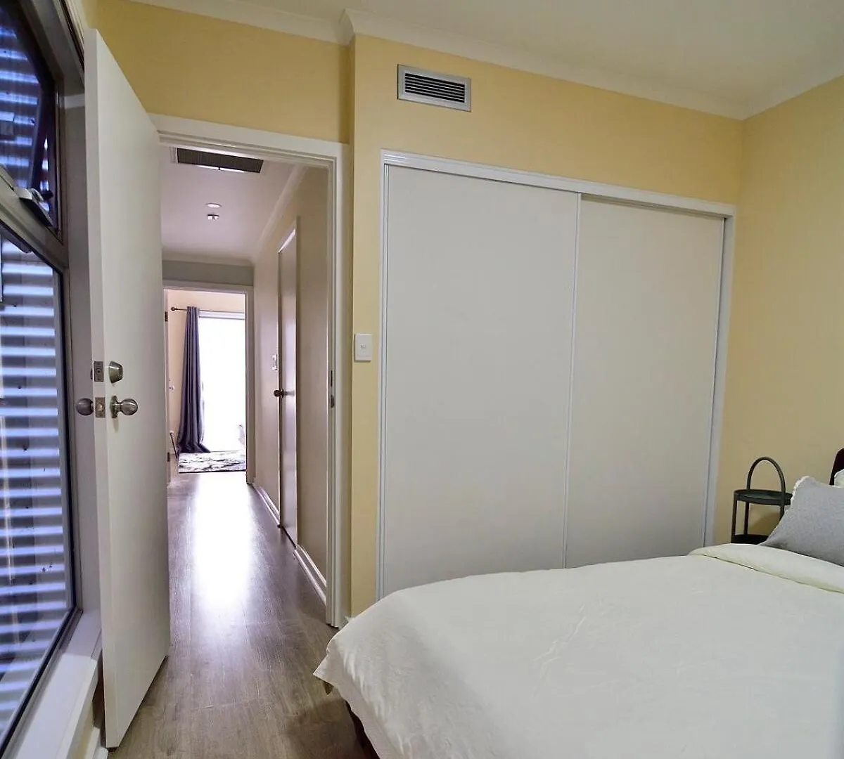 Holiday home 3-Bedroom Townhouse In Heart Of Adelaide With Parking