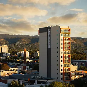 4* Hotel Toms Court